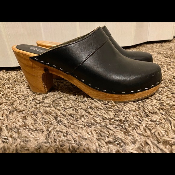 american apparel clogs